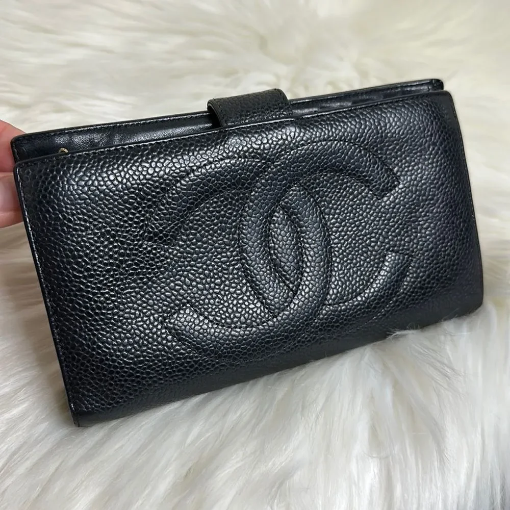 💯Authentic Chanel Caviar Long Wallet🍀 - Picture 1 of 14